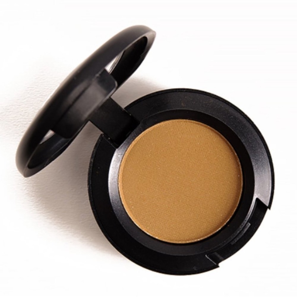 MAC NATURAL WILDERNESS Satin Matte Eyeshadow
 NIB